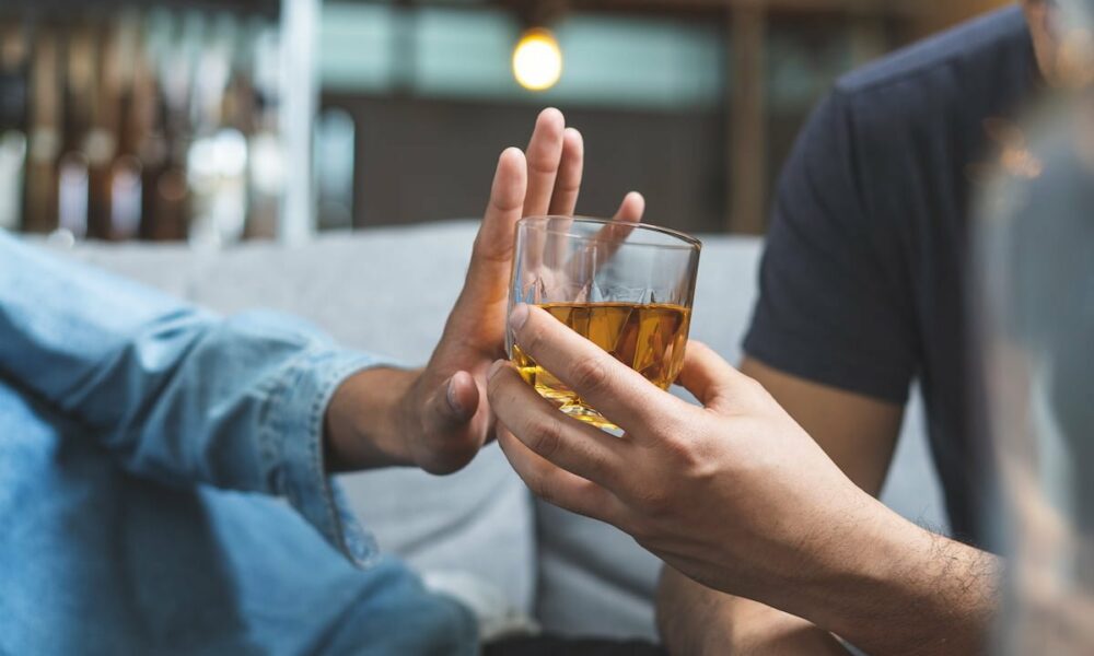 Les psychédéliques et la dépendance à l'alcool : Johns Hopkins Clearmind